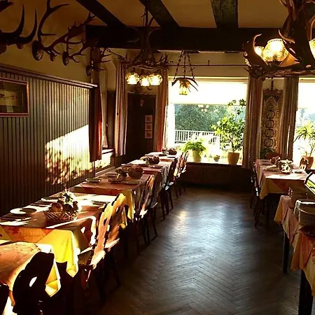 Cafe Lieb Отель 3*