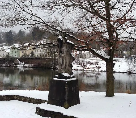 Cafe Lieb מלון 3*